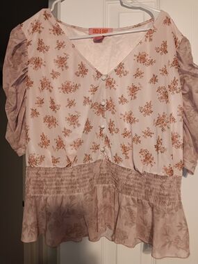 COCO & SHAY Pink Floral Button-Front Blouse